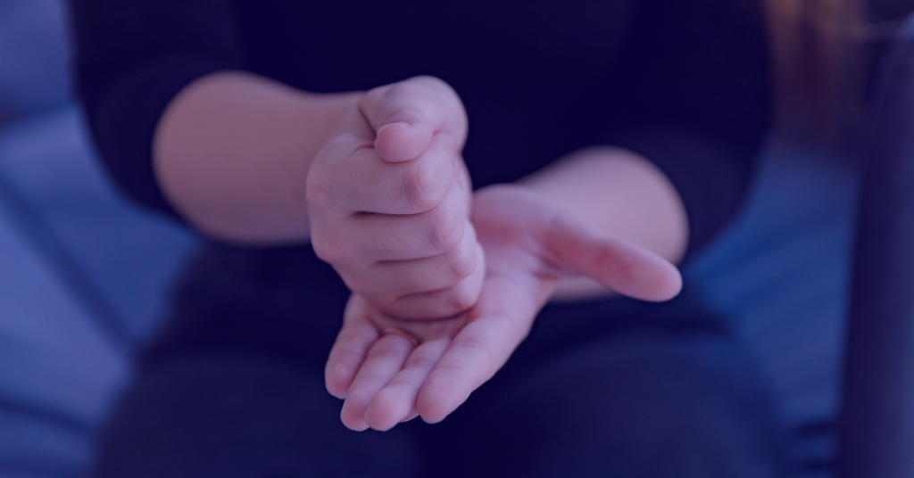 15 Tested Mobile Apps To Best Learn Sign Language (2024)